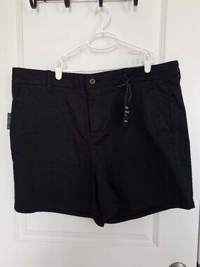 Tilly's Men's Black 5 in Chino Shorts - Size 36